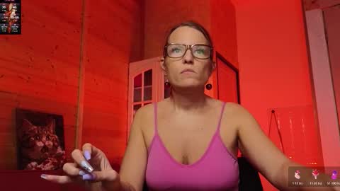 Lady online show from March 5, 6:59 pm