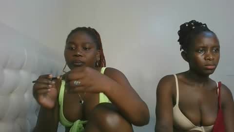 melanie online show from October 18, 8:59 am