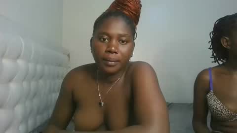 melanie online show from October 19, 9:37 pm