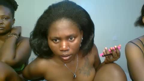 Snapshot of fine_melanie chatting on February 5, 10:58 pm melanie online show from February 5, 10:58 pm