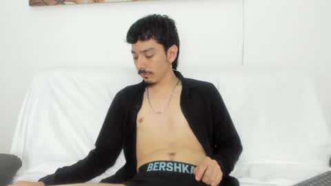 finn_jackson online show from April 13, 7:41 pm