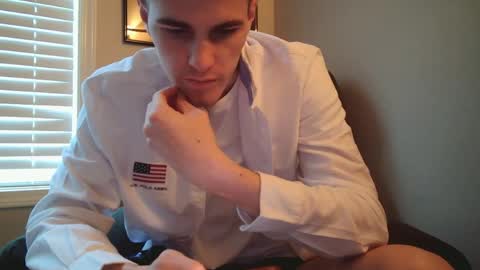 Snapshot of finnabun33 chatting on May 6, 10:15 pm Jake I am Bicurious online show from May 6, 10:15 pm