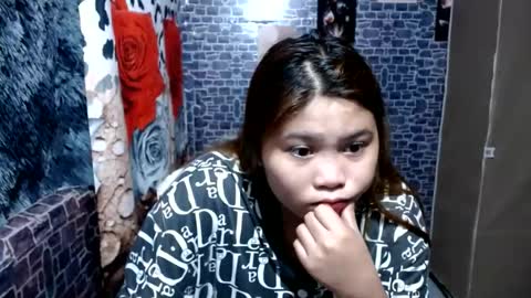 Snapshot of fiona_sexy19 chatting on June 30, 4:46 am fiona_sexy19 online show from June 30, 4:46 am
