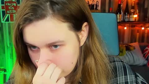 fiora online show from January 18, 3:16 pm