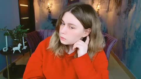 fiora online show from February 23, 5:12 am