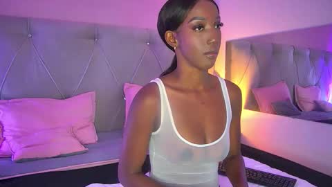 Fiorela Lenin  online show from January 17, 3:39 pm