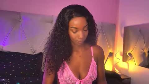 Fiorela Lenin  online show from February 2, 6:50 pm