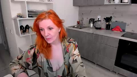 Snapshot of fire_foxone chatting on May 9, 8:25 pm FireFox online show from May 9, 8:25 pm