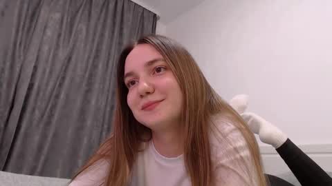 fireflies_fly_ online show from November 27, 9:28 pm