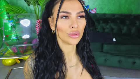 Fires Bomb 777 online show from January 2, 4:13 pm