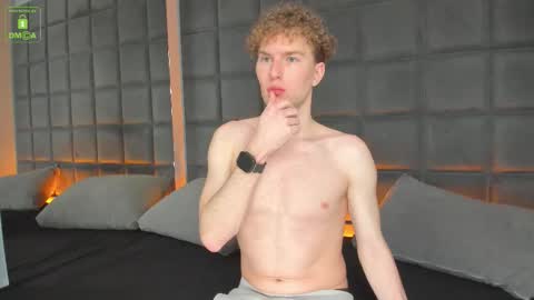 Sexy Tony online show from December 5, 10:24 am