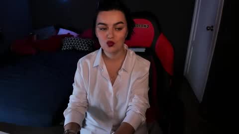 SOFIA online show from December 18, 7:47 am