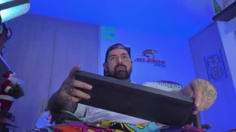 fisherrman666 online show from December 5, 5:42 pm