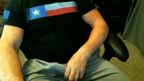 fitguy40 online show from February 6, 6:13 pm