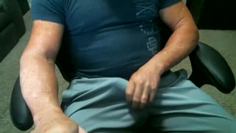 fitguy40 online show from September 9, 3:39 am