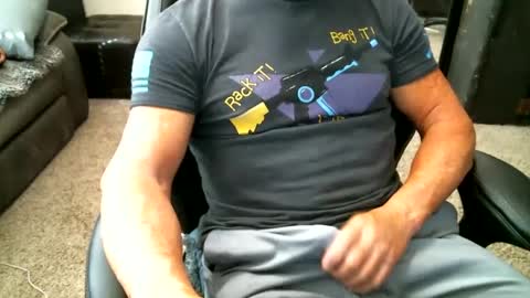 fitguy40 online show from October 2, 4:36 pm