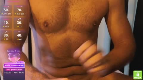 Snapshot of fitguy_84 chatting on January 5, 3:34 pm fitguy_84 online show from January 5, 3:34 pm