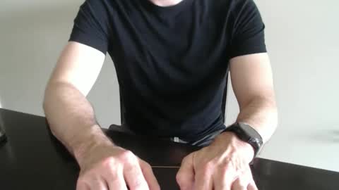 fithubby80 online show from March 4, 8:26 pm