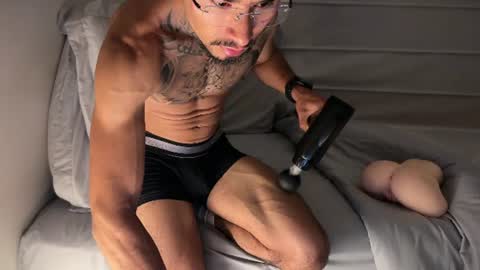 Snapshot of fitjacques chatting on July 8, 3:55 am fitjacques online show from July 8, 3:55 am