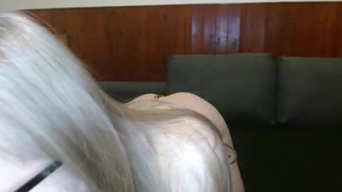 fitsexyes online show from November 22, 2:21 am