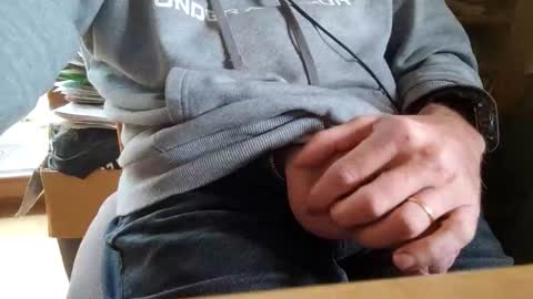 Snapshot of fiveforwilly1 chatting on November 2, 11:34 am Markus online show from November 2, 11:34 am