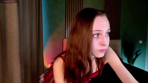 im Linda please give me thumbs up online show from May 26, 10:00 am