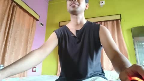 Snapshot of fizz_04_fun chatting on April 28, 5:01 am Ur BoyToy online show from April 28, 5:01 am