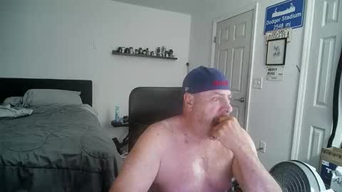 Snapshot of flaguy3233 chatting on May 28, 5:16 am Florida guy online show from May 28, 5:16 am