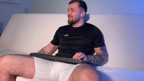 Flamefury18 online show from March 19, 7:34 am