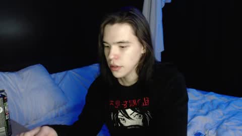 Robin online show from December 29, 3:46 pm
