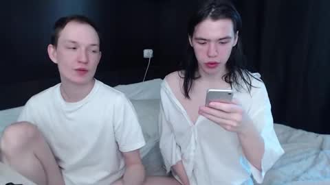 Robin online show from February 23, 10:06 am