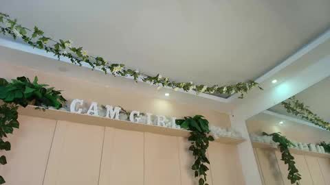 Snapshot of flavia_cruz chatting on February 10, 8:13 pm Flavia online show from February 10, 8:13 pm