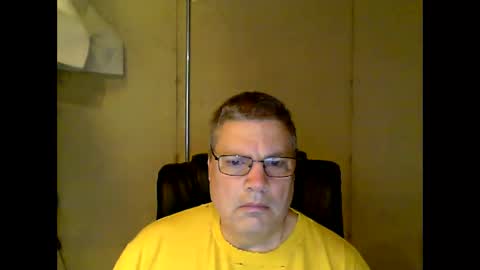 Snapshot of fletch32 chatting on March 29, 12:16 pm jd online show from March 29, 12:16 pm