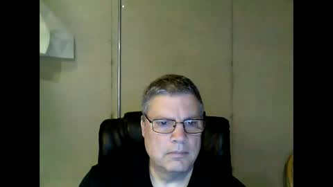 Snapshot of fletch32 chatting on April 3, 10:19 pm jd online show from April 3, 10:19 pm