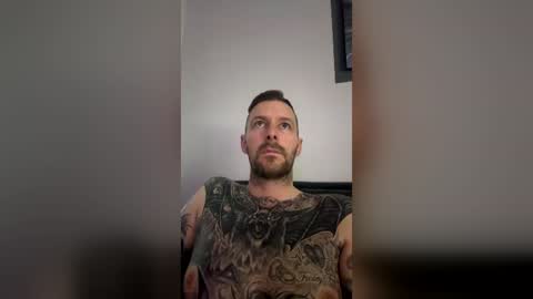 fletcher1985 online show from June 20, 7:11 am