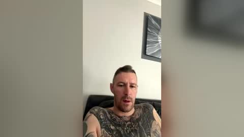 fletcher1985 online show from June 21, 7:11 am