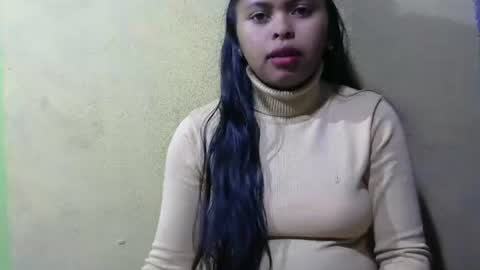 Snapshot of fleurtess_xx chatting on May 19, 4:30 am Claire online show from May 19, 4:30 am