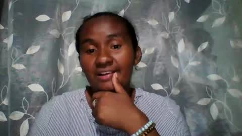 Snapshot of fleussia chatting on March 11, 4:24 pm fleussia online show from March 11, 4:24 pm