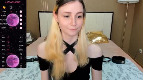 FlexiMona online show from February 1, 1:09 pm