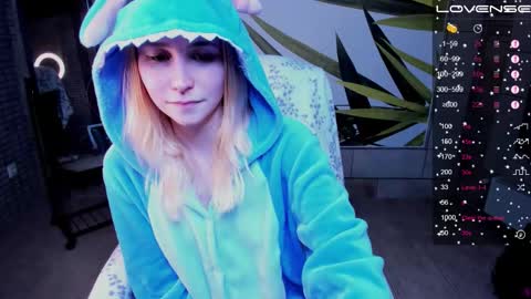 FlexiMona online show from October 19, 8:42 pm