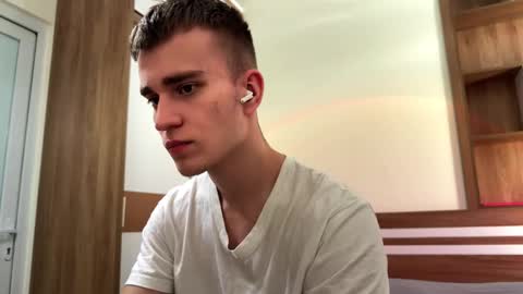 flikyy online show from February 4, 7:25 am