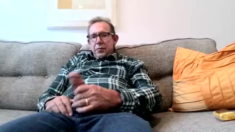 Flickrbrite online show from December 18, 7:52 pm