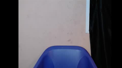 Snapshot of flirtxxdiva chatting on October 22, 12:11 am flirtxxdiva online show from October 22, 12:11 am