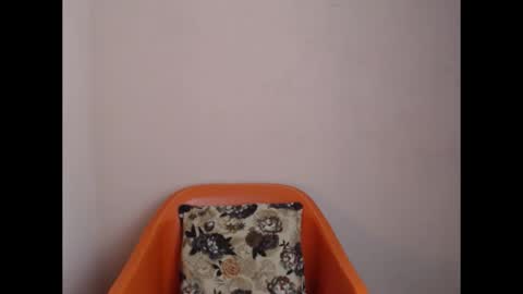 Snapshot of flirtxxdiva chatting on December 15, 10:14 pm flirtxxdiva online show from December 15, 10:14 pm