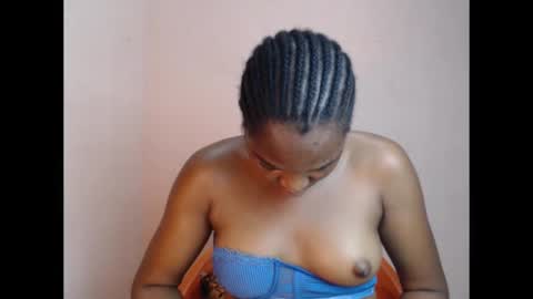 Snapshot of flirtxxdiva chatting on January 10, 1:29 am flirtxxdiva online show from January 10, 1:29 am