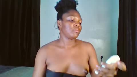 Snapshot of flirtxxdiva chatting on February 14, 8:49 pm flirtxxdiva online show from February 14, 8:49 pm