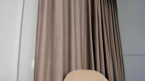 Emely  online show from November 1, 3:03 pm