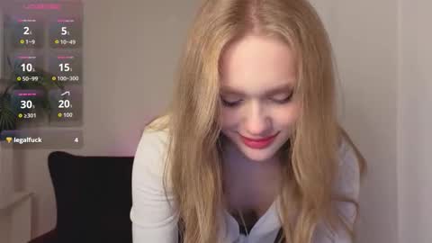 Polly online show from September 25, 10:57 pm