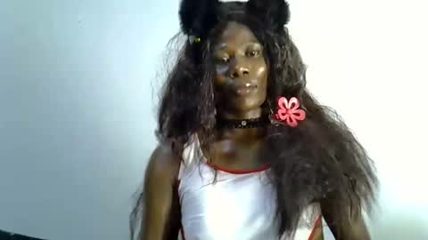 Snapshot of flirtytrouble chatting on March 12, 12:11 pm FlirtyTrouble online show from March 12, 12:11 pm