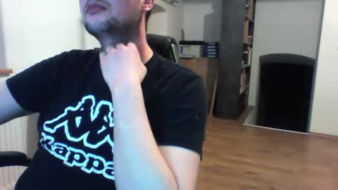 flocki1994 online show from February 9, 4:57 am